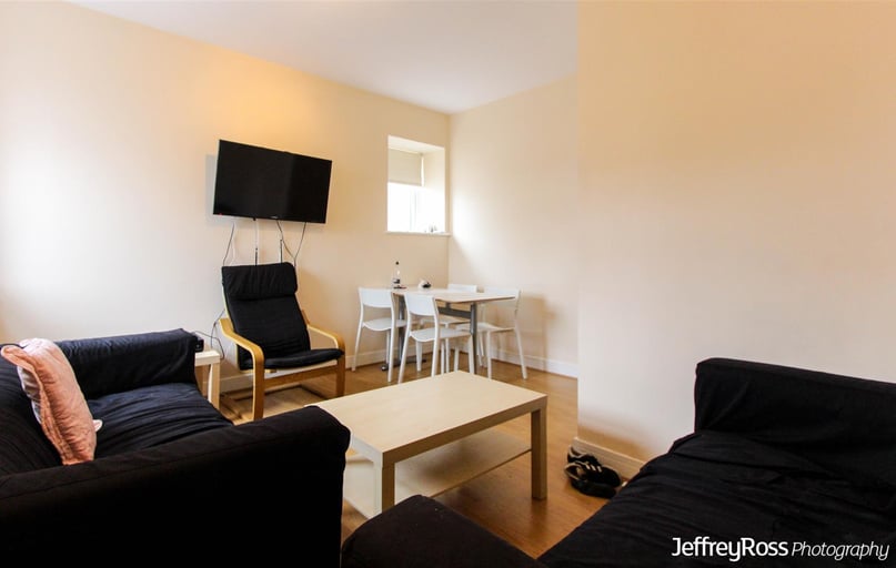 Richmond Road, Plasnewydd, Cardiff - Image 1